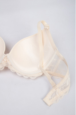 Бюстгальтер